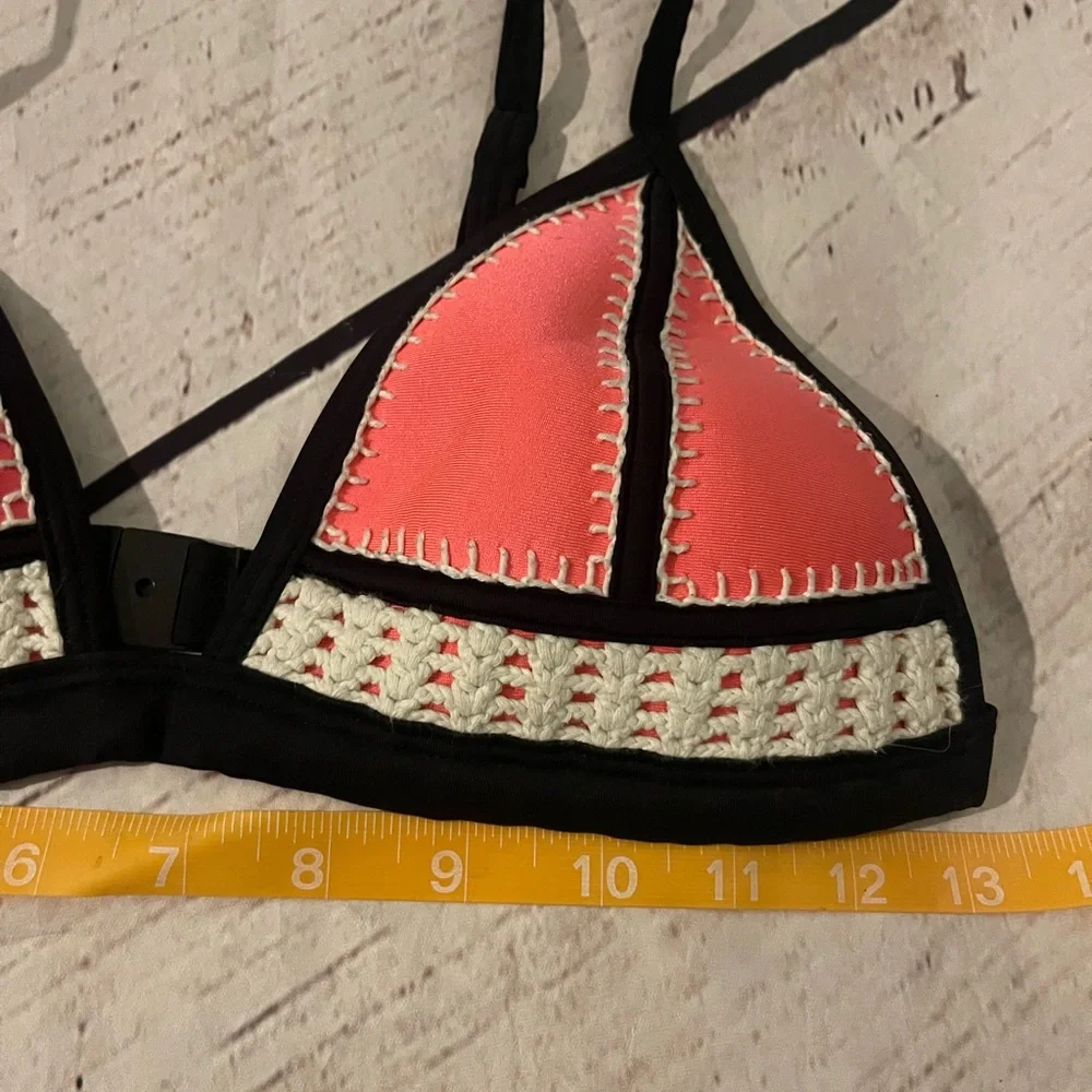 TRIANGL neoprene swim top nwot - Picture 4 of 7